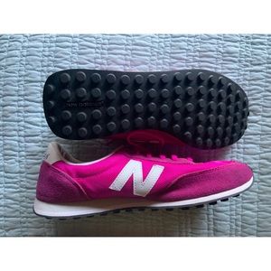 Pink New balance shoes